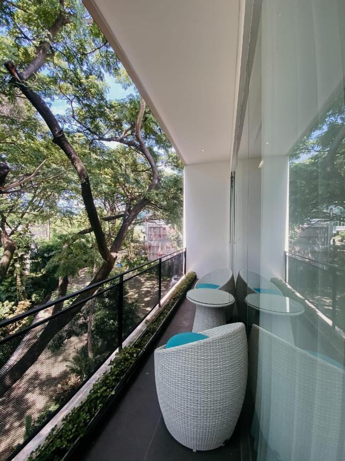 K Gallery Hotel Pasuruan Εξωτερικό φωτογραφία