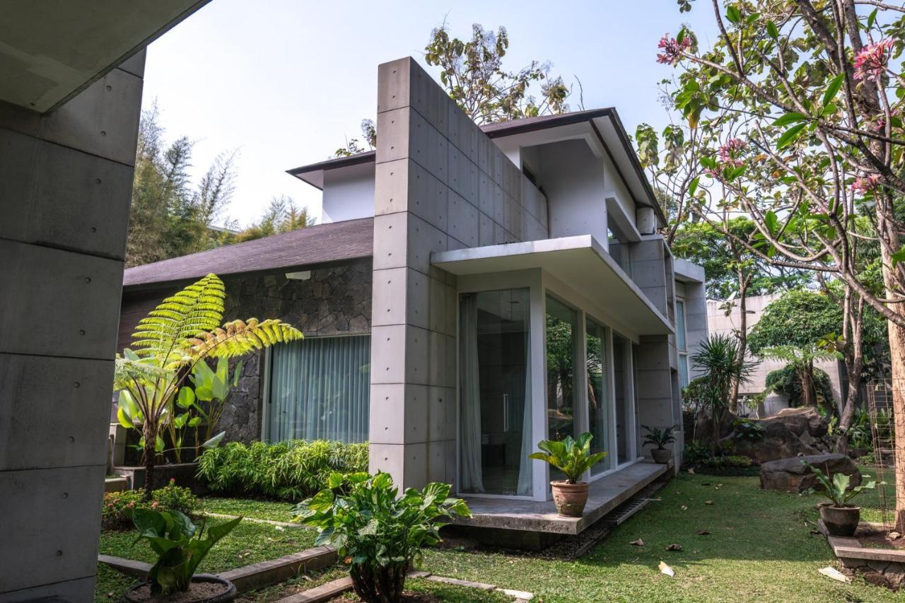 K Gallery Hotel Pasuruan Εξωτερικό φωτογραφία