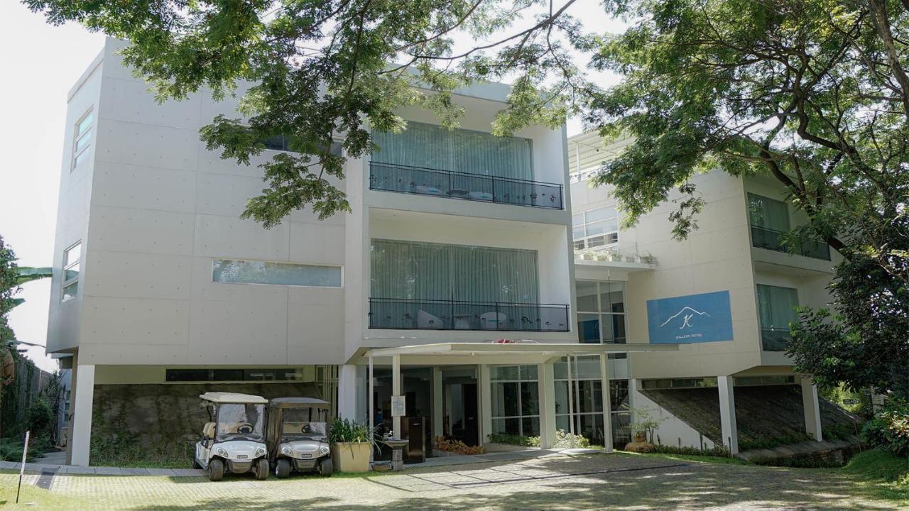 K Gallery Hotel Pasuruan Εξωτερικό φωτογραφία