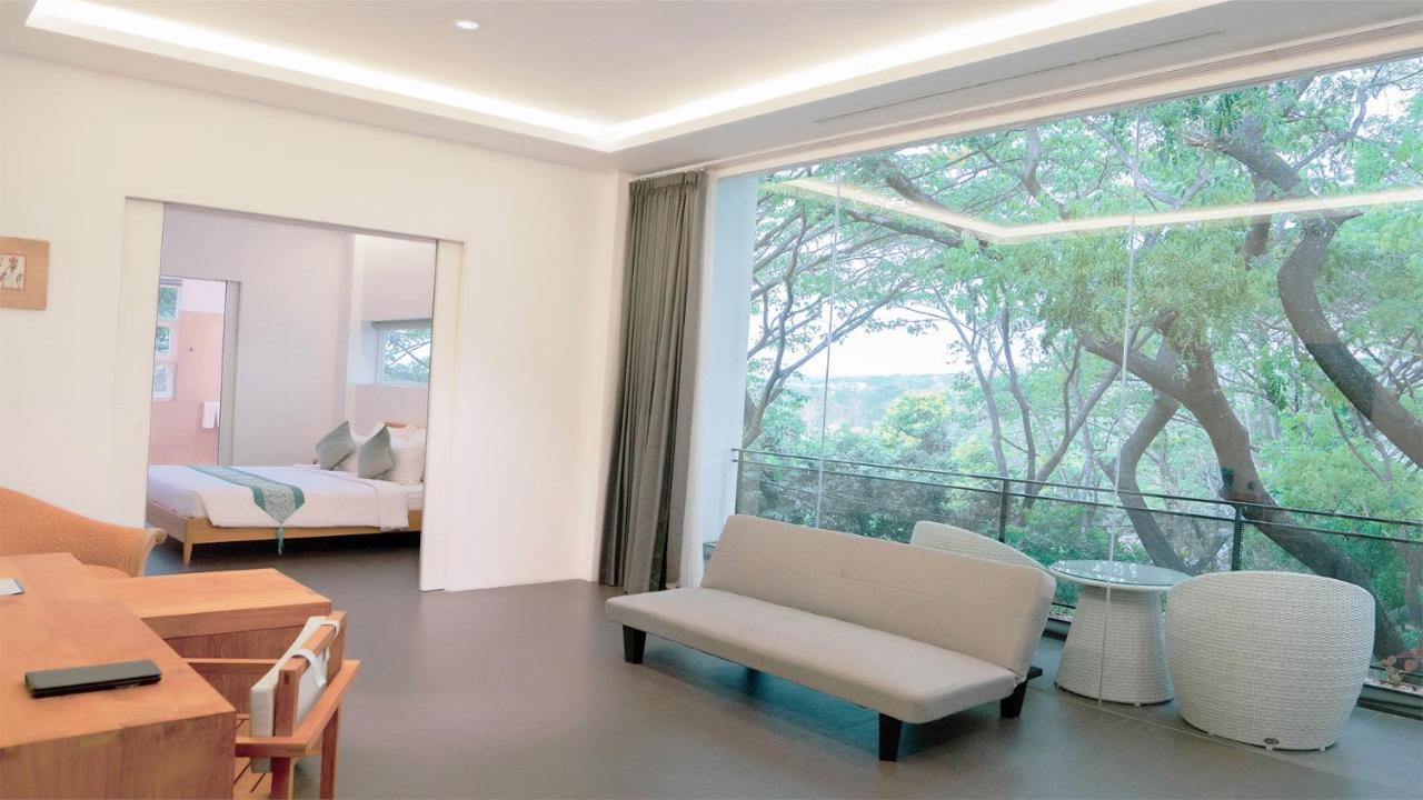 K Gallery Hotel Pasuruan Εξωτερικό φωτογραφία