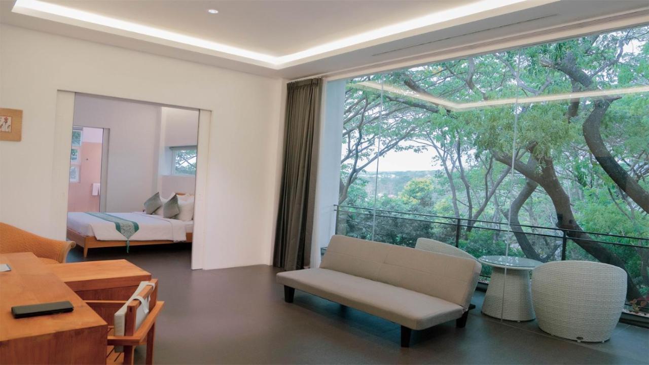 K Gallery Hotel Pasuruan Εξωτερικό φωτογραφία