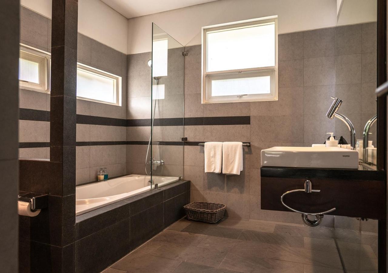 K Gallery Hotel Pasuruan Εξωτερικό φωτογραφία